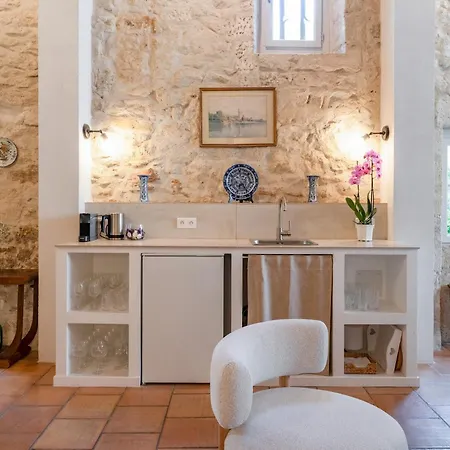 Le Clos Des Chartreux *