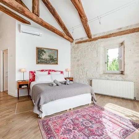 Le Clos Des Chartreux Hébergement de vacances *