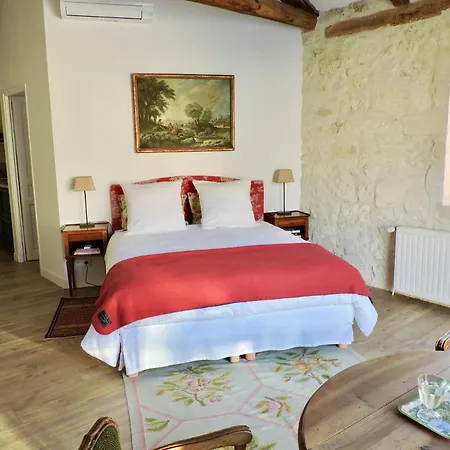 Le Clos Des Chartreux בית נופש *