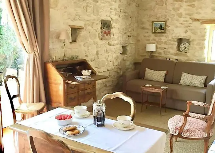 Le Clos Des Chartreux Дом отдыха