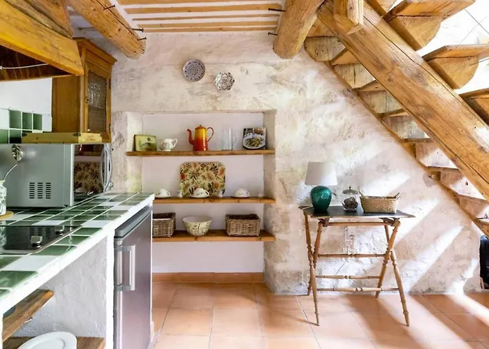 Дом отдыха Le Clos Des Chartreux *