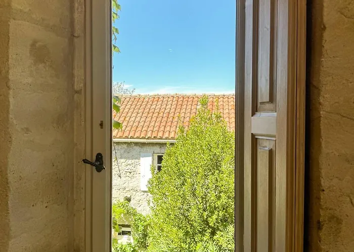 Le Clos Des Chartreux Дом отдыха